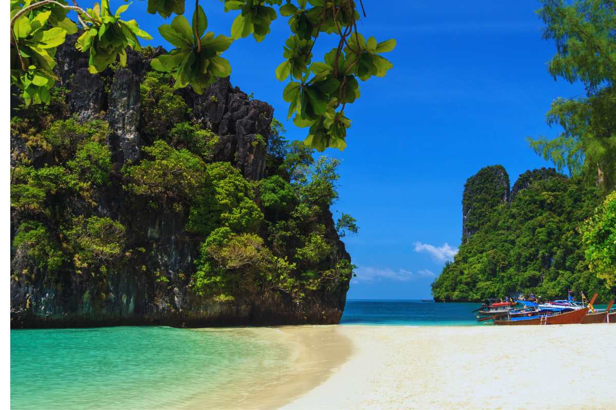 Ultimate Andaman Travel Guide 2025: Islands, Itineraries & Travel Tips from Indian Cities
